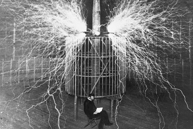 Tesla Bobini Nedir? tesla bobini