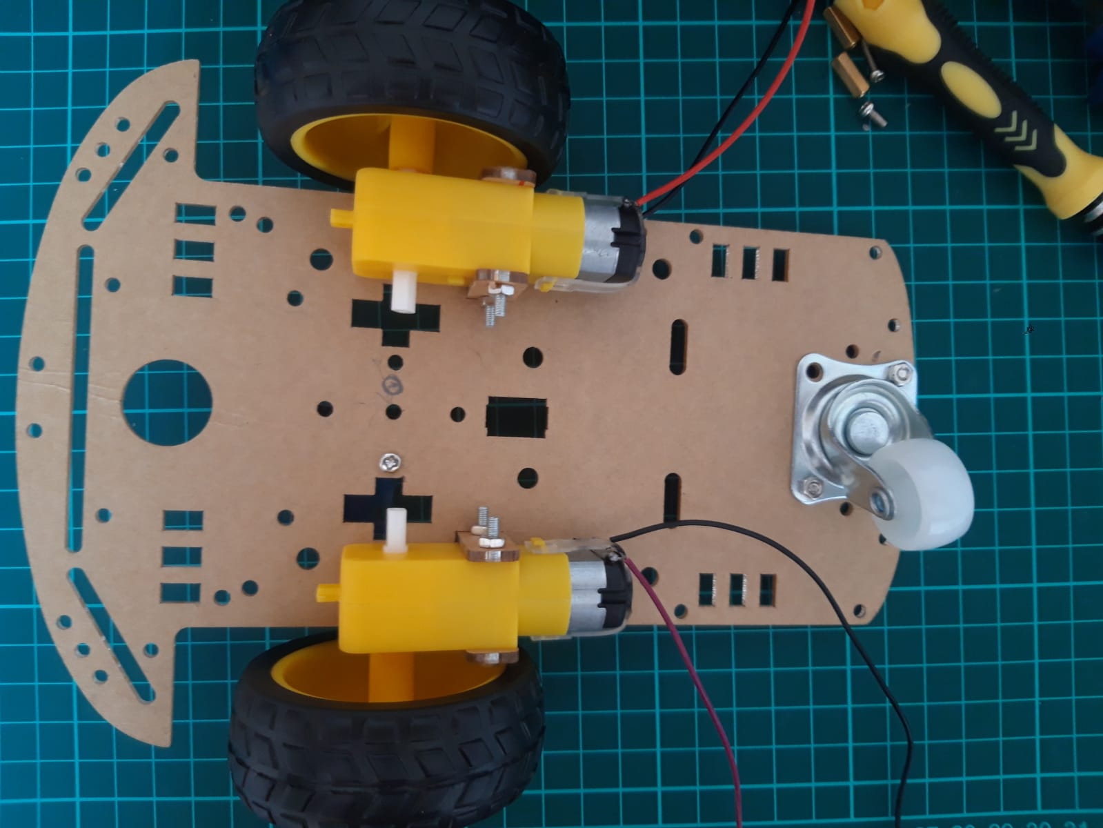 mBlock ile Arduino! Engelden Kaçan Robot Projesi mblock engelden kaçan robot