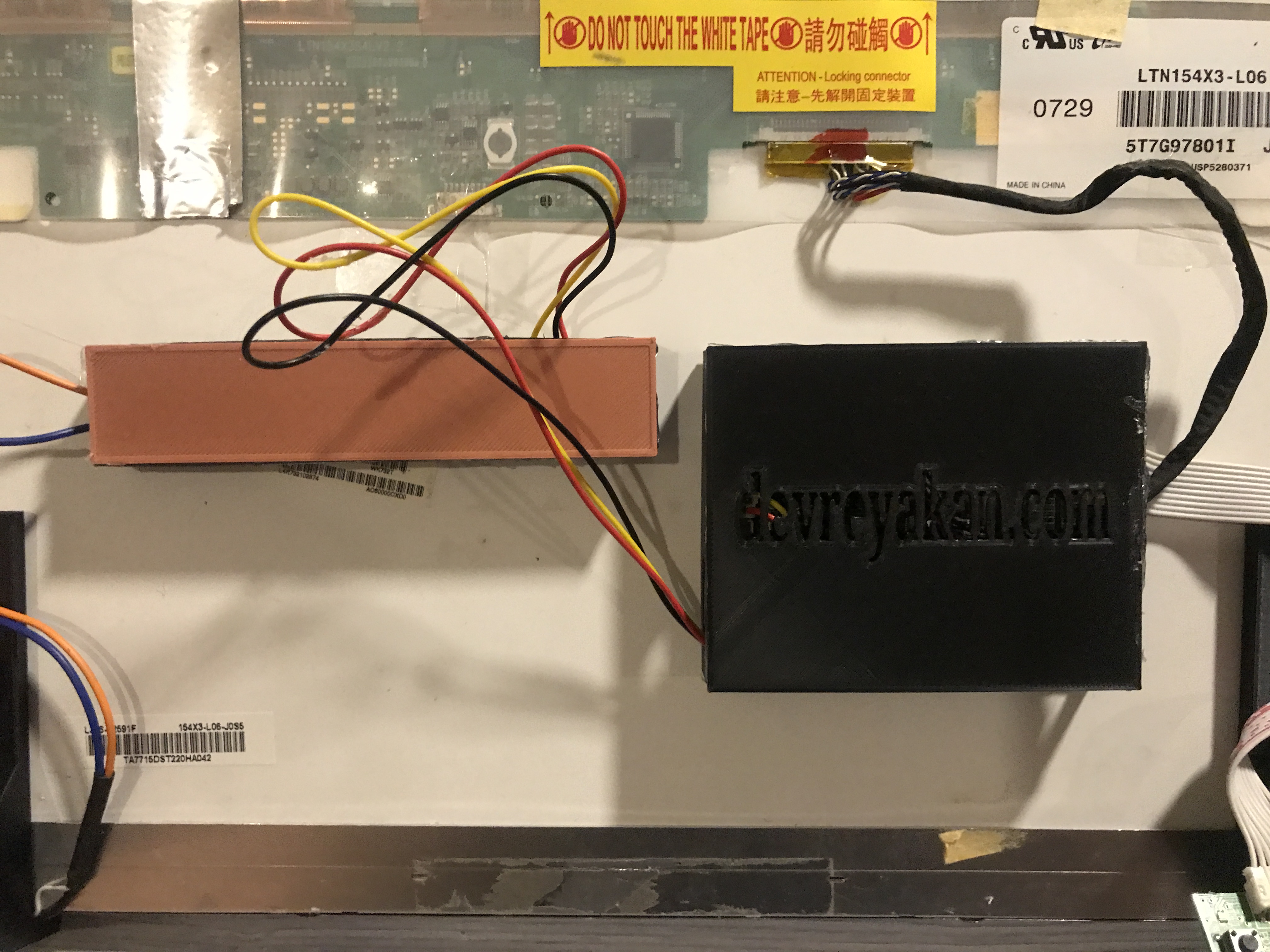 Eski Laptop Ekranını Hayata Döndürüyoruz! eski laptop ekranını monitöre dönüştürme,eski laptop ekranını tv yapma,eski laptop ekranını monitör olarak kullanma,eski laptop ekranını değerlendirme,eski laptop ekranı değerlendirme