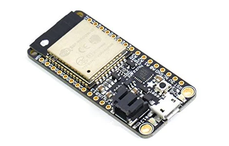 Adafruit HUZZAH32 Feather ESP32 Geliştirme Kartı