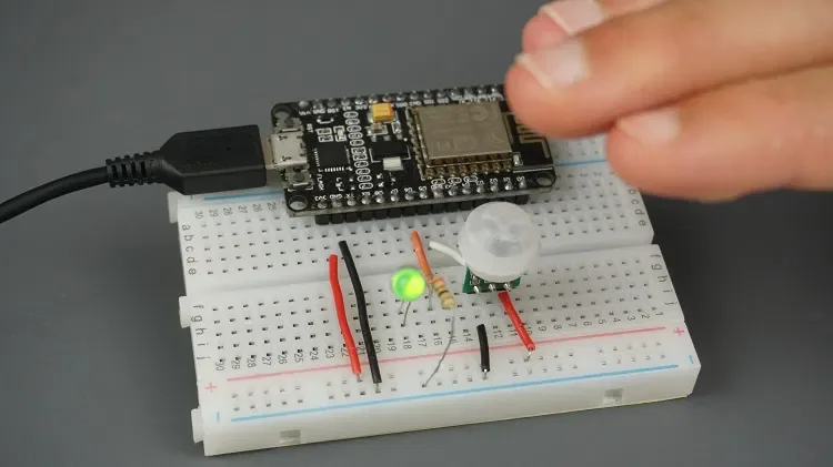 Arduino Seri Monitör Hareket Algılama Logu
