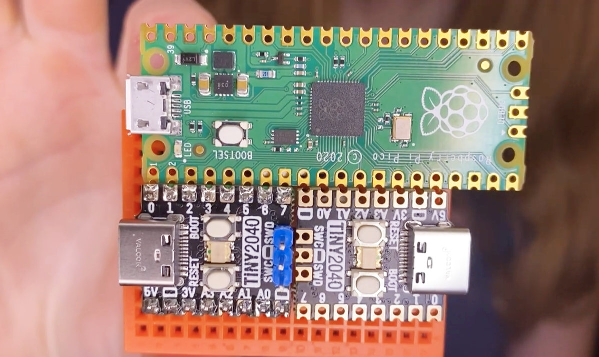 Raspberry Pi Pico (ÜST) ve İki Adet Pimoroni Tiny 2040 (ALT) Karşılaştırması